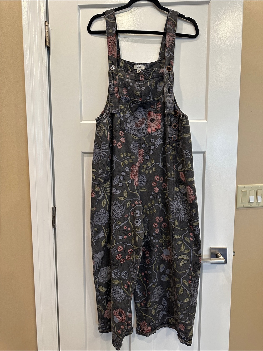 Easel Charcoal Floral Relaxed-Fit Overalls, Size S